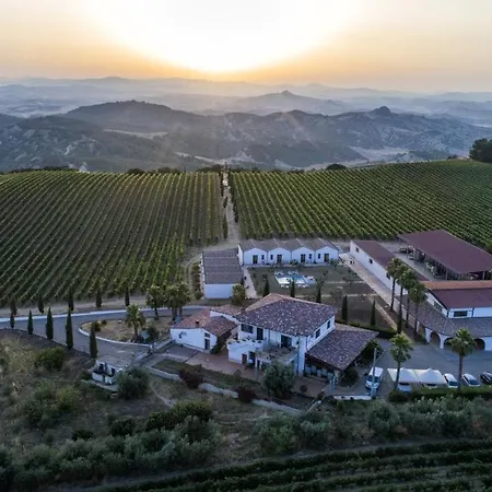 Masseria Crocco 农家乐 *